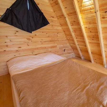 ホテル Gaia フォチャ